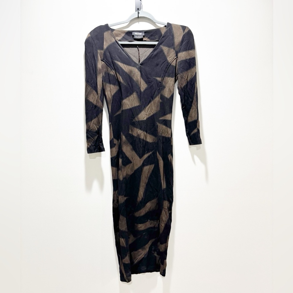 Isabel de Pedro Black and Brown Abstract Slim Fitted Midi Dress V Neck Size 8